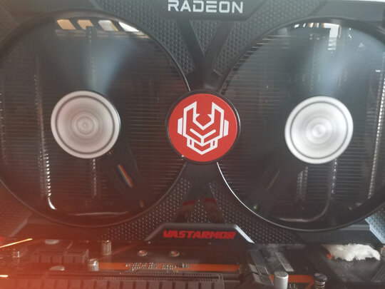 显卡|瀚铠 RX 6600 显卡真实使用感受？真相必看