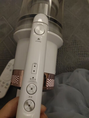 吸尘器