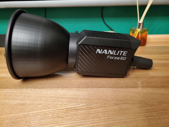 震撼!nanlite南光Forza真实内幕曝光!小心上当