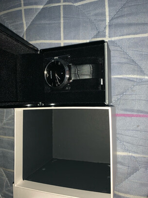 安普里奥·阿玛尼男士手表|安普里奥·阿玛尼男士手表到底怎么样，参数如何！