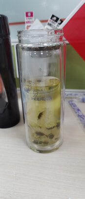 玻璃杯