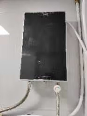 %title插图%num 奥特朗 otlan F13H-Y70A 即热式电热水器 小型速热一键恒温 快热式淋浴器 【0-7KW智能变频】