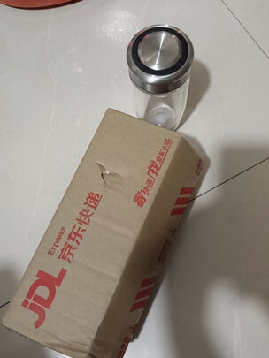 玻璃杯