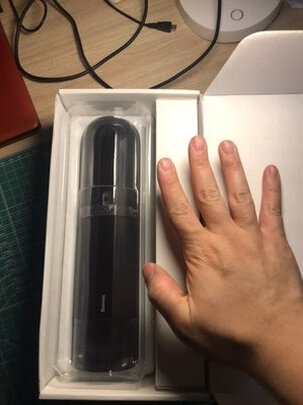 车载吸尘器
