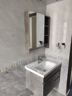 浴室柜|[用户爆料]联勒实木浴室柜怎么样?多少人不看被坑了？