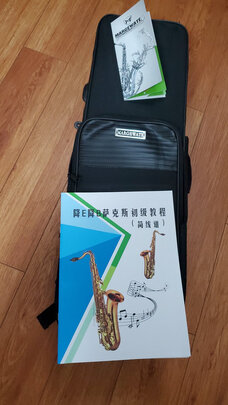 乐器萨克斯