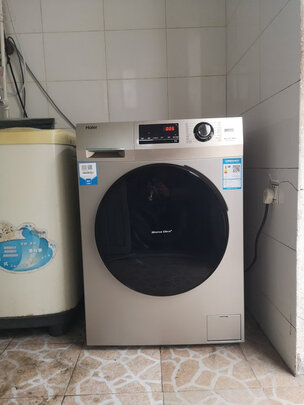 海尔G100108HB12G滚筒洗衣机|外观展示海尔G100108HB12G洗烘一体机怎么样?用后一周说真相？