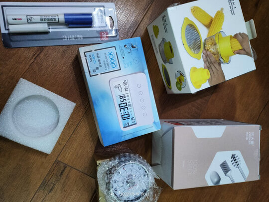 闹钟
