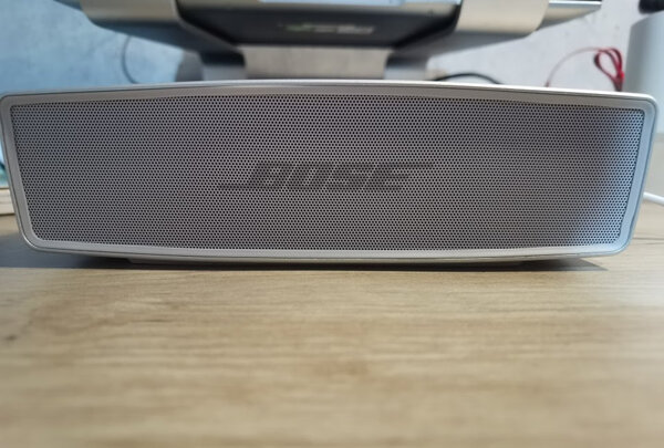 Bose SoundLinkmini蓝牙扬声器怎么样音质效果差还是好?