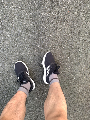 跑步鞋