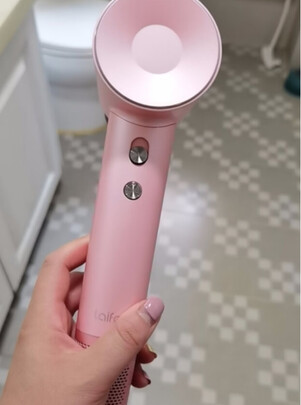 电吹风