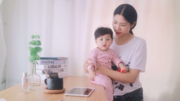 乐歌E2大理石灰色1.2m电脑桌|客观评价乐歌E2大理石灰色1.2m电脑桌怎么样？上手三周说真相