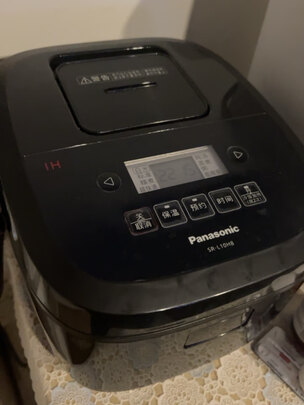 %title插图%num 松下(Panasonic)4L(对应日标1.5L) IH电磁加热家用电饭煲 多功能电饭锅 备长炭内锅 智能双预约 SR-L15H8