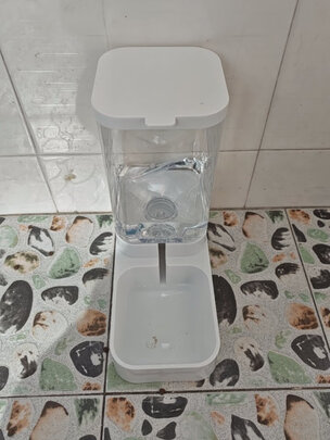 宠物自动喂食器