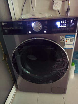 LG 11Kg滚筒洗衣机全自动 360°速净喷淋 蒸汽除菌  羽绒洗 智能投放 洗烘一体机 钛空银 FCH11C4M 以旧换新