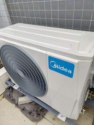 客厅空调|美的空调和海尔空调哪个好怎么样上手一周说讲感受