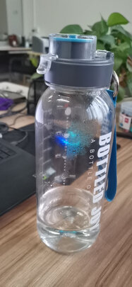 运动水壶