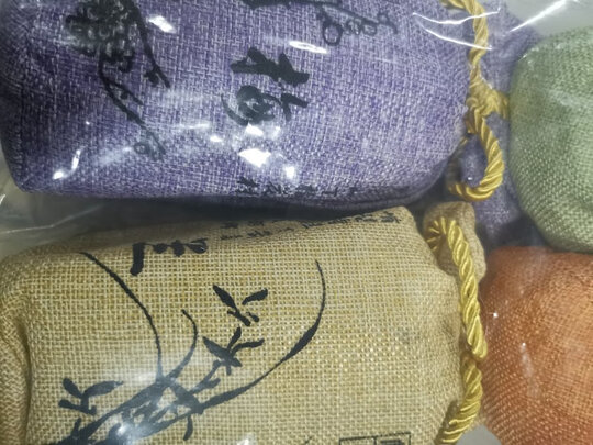 汽车竹炭包