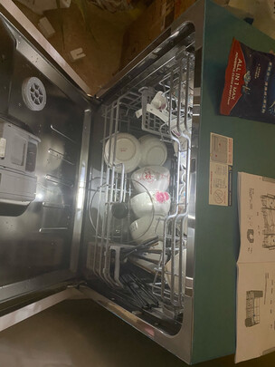 华凌WQP8-HW3909E-CN洗碗机|独家剖析华凌8套嵌入式洗碗机到底怎么样?用后一周说良心感受？