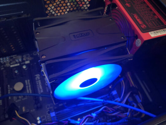 %title插图%num 超频三(PCCOOLER)东海X6 CPU散热器(升级螺丝扣具/支持AM4/1200/2011/5热管/PWM温控/12CM风扇/附带硅脂)
