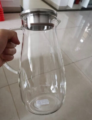 玻璃杯