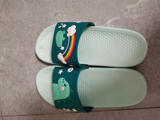 儿童拖鞋