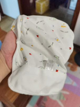 婴儿尿布