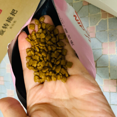 猫粮