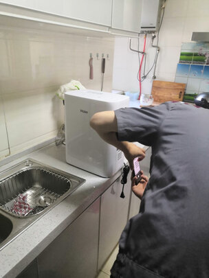 净水器|【热搜头条】海尔HRO6H98-2净水器到底好不好？优缺点感受揭秘