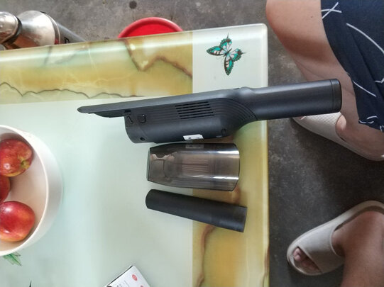 车载吸尘器