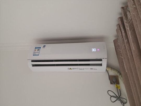 海尔KFR-35GW/83@U1-Ge|海尔速享风和先行者哪个好？对比真相告诉大家