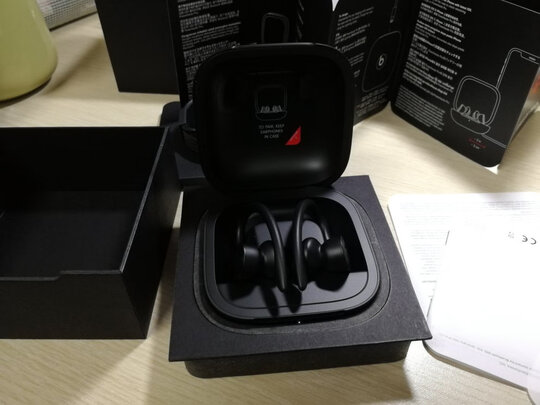 Beats Powerbeats Pro怎么样?用后两小想摔了后悔是吗?