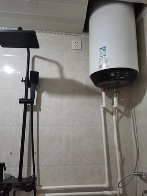 海尔竖式热水器U1(E)|[用户爆料]海尔竖式热水器U1怎么样？上手三天讲良心感受