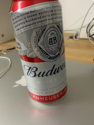 啤酒