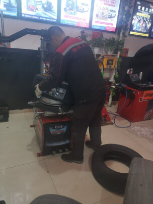 固特异225/60R16怎么样？噪音小不小？柔软舒服吗？