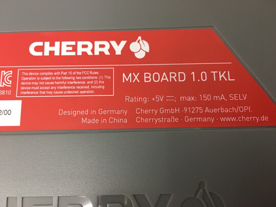 CHERRY MX Board 1.0 TKL与罗技K845哪款好，手感哪个比较好？哪个十分大气？