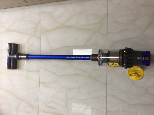 戴森吸尘器V10 Fluffy怎么样已经使用一周讲感受