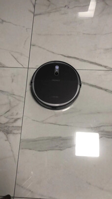 扫地机器人|评测细节：内幕感受:科沃斯DS35扫地机器人怎么样?真的很烂曝感受