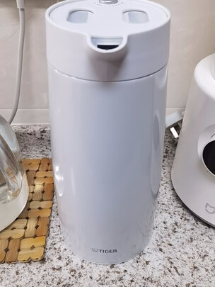 保温壶