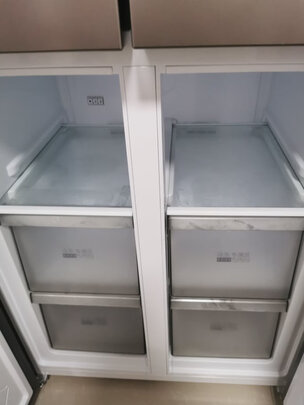 TCLBCD-408WZ50典雅银冰箱|外观展示说真的TCL408WZ50怎么样？用后三天彻底失望了？