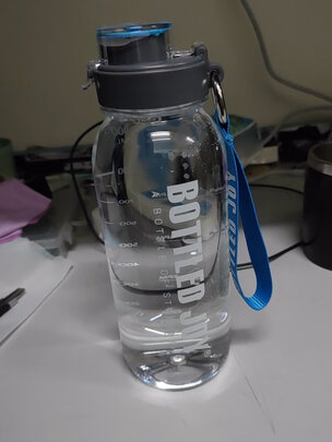运动水壶