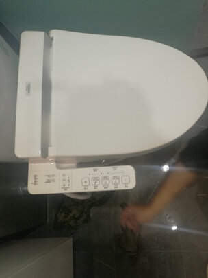 TOTOTCF8744EC智能马桶盖|外观展示TOTO卫浴智能马桶盖怎么样？用后一周讲内幕实情
