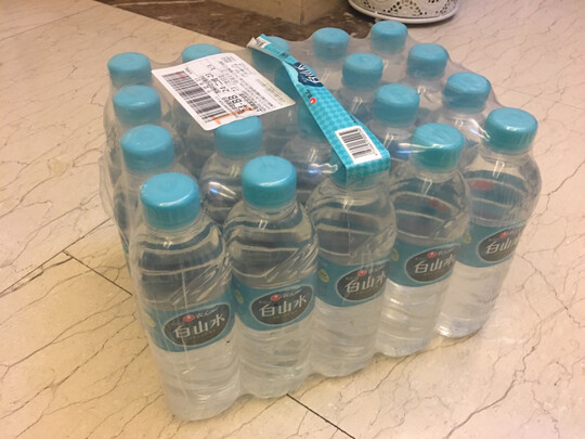 天然矿泉水