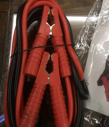 汽车搭电线