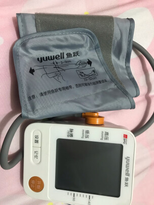 鱼跃YE670A跟iHealth KD-5901区别大不大？哪款质量比较好？哪个设计合理 