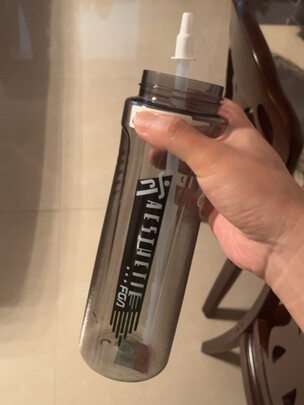 吸管水杯