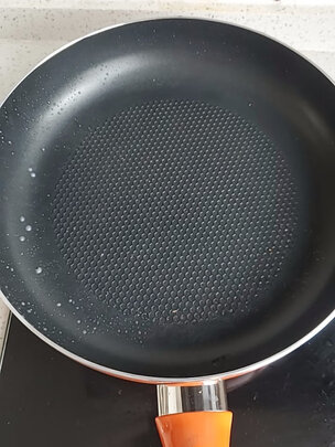 不粘锅