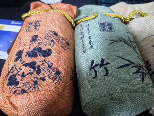 汽车竹炭包