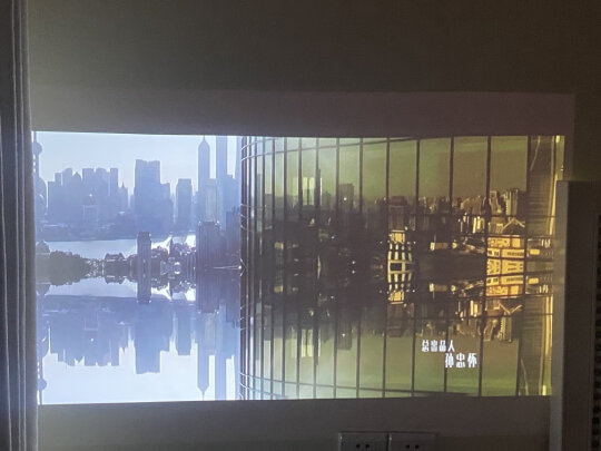 %title插图%num LG PH450UG 投影仪超短焦家用 便携投影机(近距离投影 支持3D 兼容1080P 内置电池)