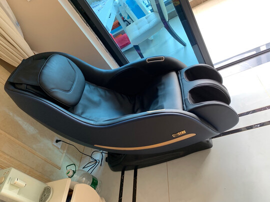 芝华仕头等舱按摩椅m580